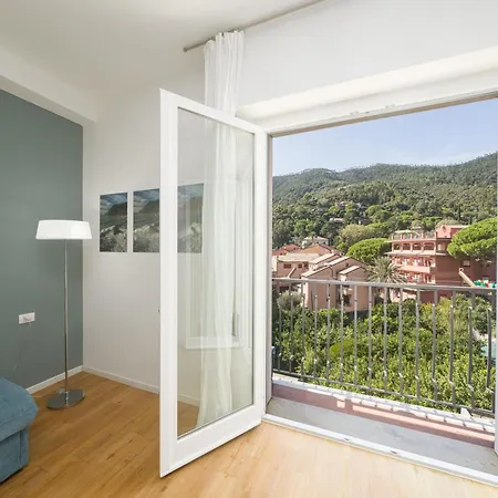 Poseidon 011019-lt-0180 Lägenhet *