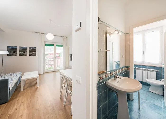 Poseidon 011019-lt-0180 Lägenhet *